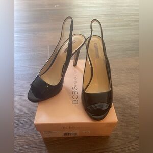 Bcbg 4” heel black patent size 10M